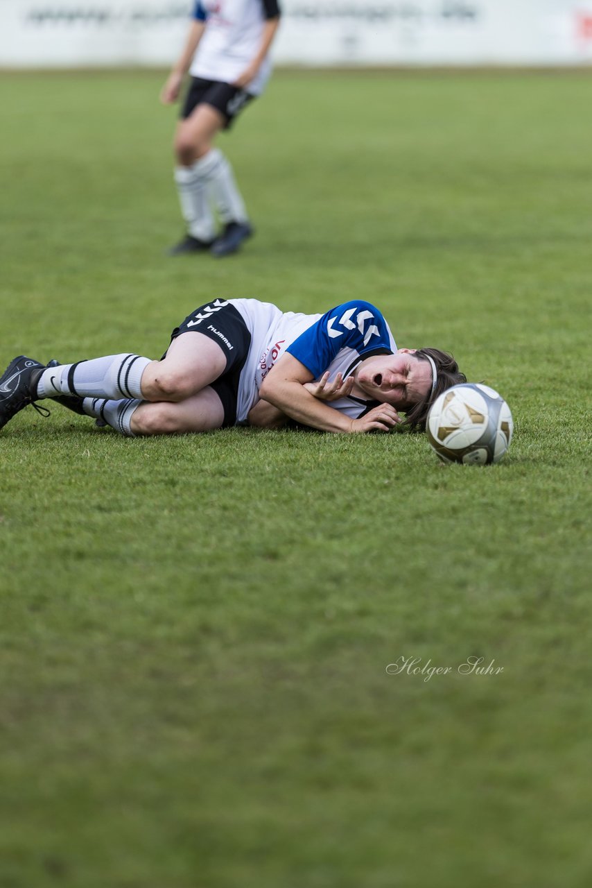 Bild 226 - Loewinnen Cup